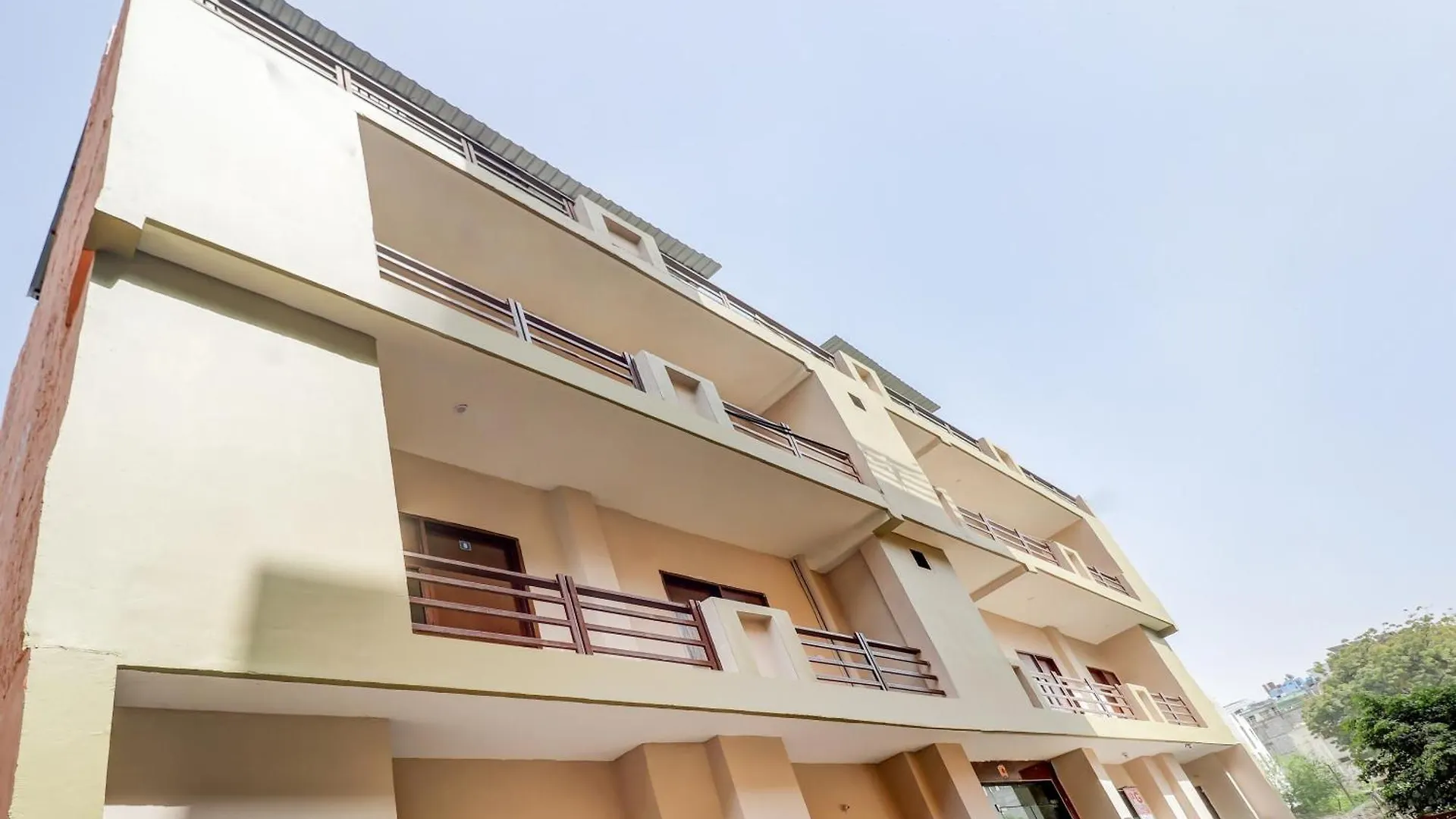 גורגאון Spot On 78882 Shree Shakti Hotel Near Leisure Valley Park